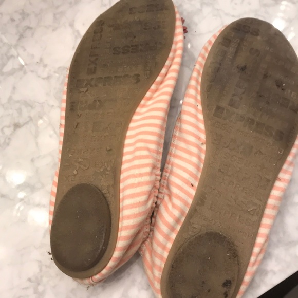 Express size 8 pink white open toed flats - Picture 5 of 5